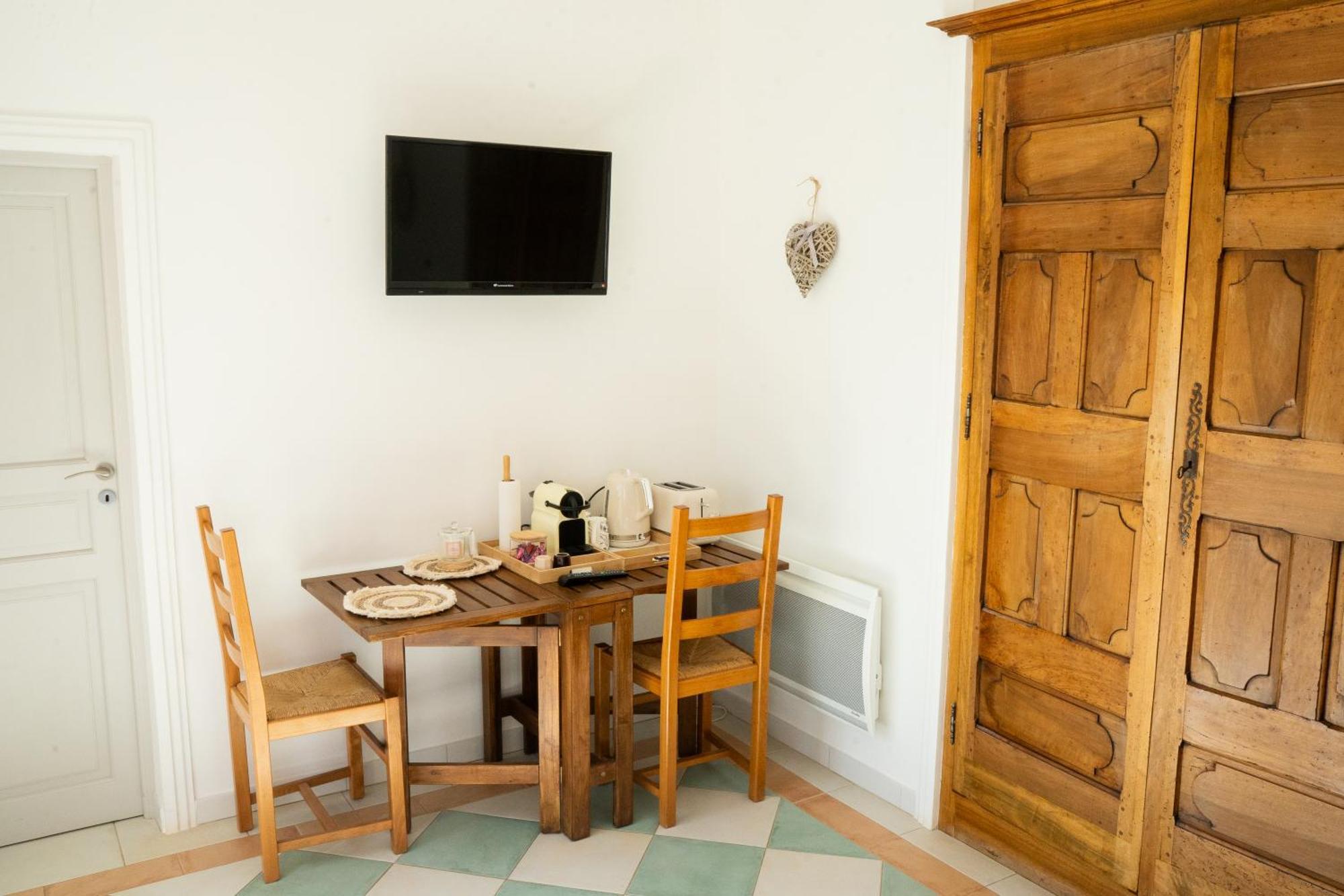 O Coeur Des Ocres Apartment Roussillon  Bagian luar foto