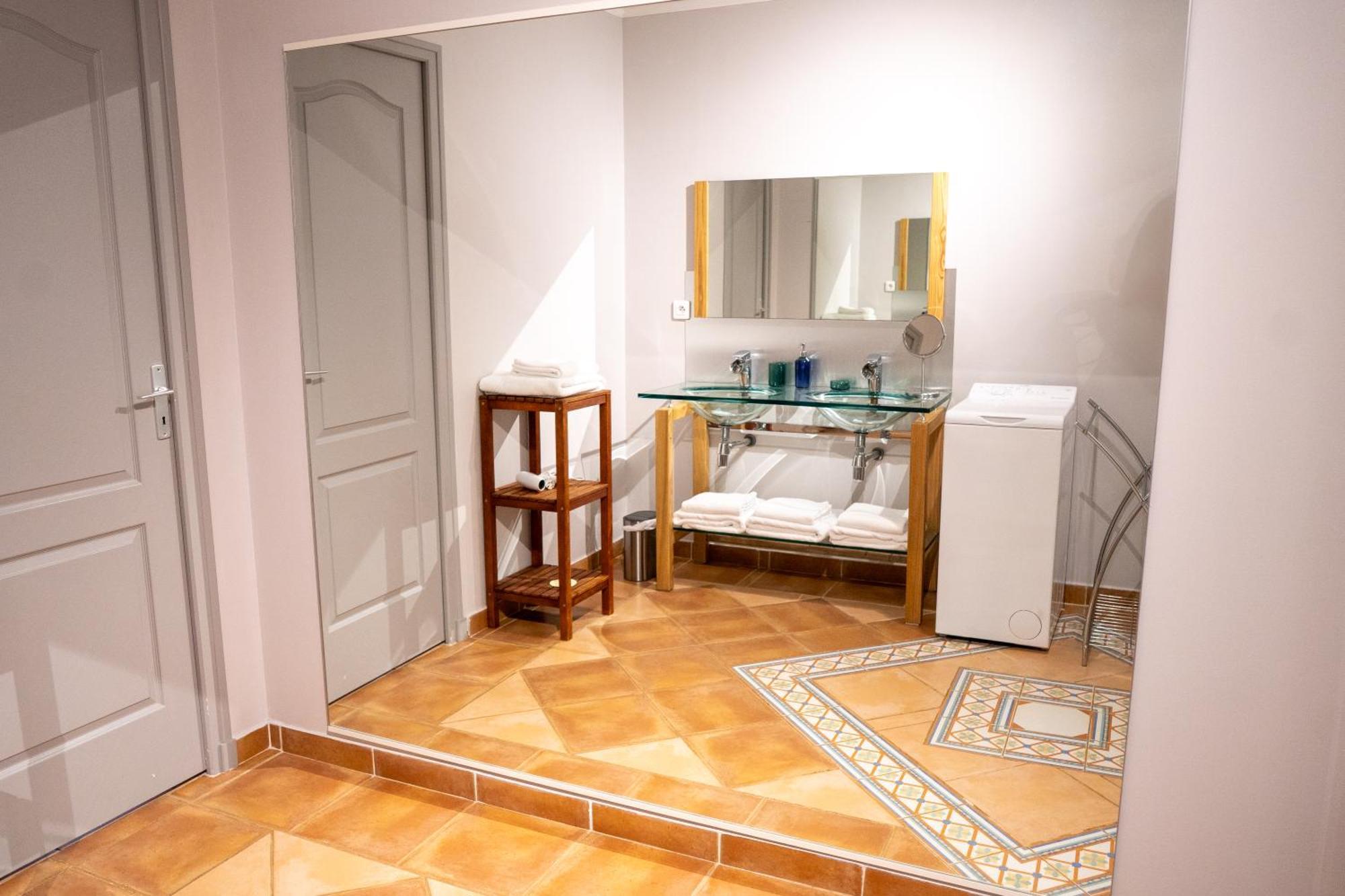 O Coeur Des Ocres Apartment Roussillon  Bagian luar foto